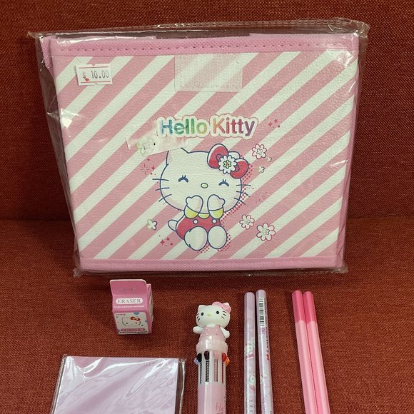 Hello Kitty Organizer Bundle - Picture 2 of 2